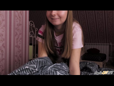 ❤️ Bidh Blondie a’ tarraing a BFF gu domhainn agus a’ faighinn cum na beul ️❌  Porno fb  aig porn gd.eggporncomics.ru